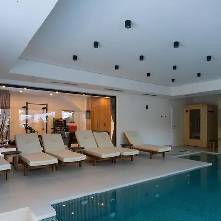 度假居 Luxurious In With Sauna